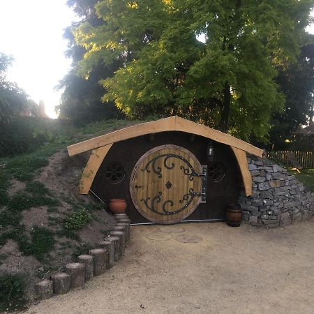 Domaine De Carnin Hotel Beloeil Bagian luar foto