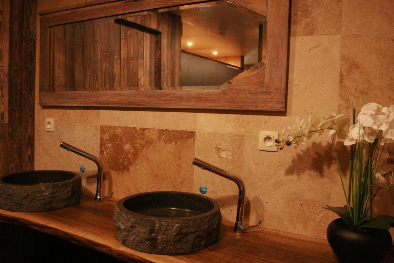Domaine De Carnin Hotel Beloeil Bagian luar foto